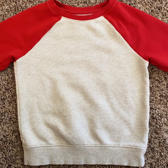 Bundle of kid’s long sleeve tees and sweatshirt - Picture 7 of 11